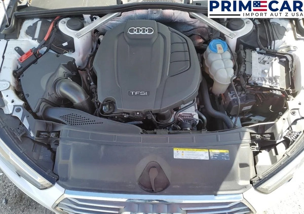 Audi A4 cena 37980 przebieg: 52925, rok produkcji 2017 z Pruchnik małe 56